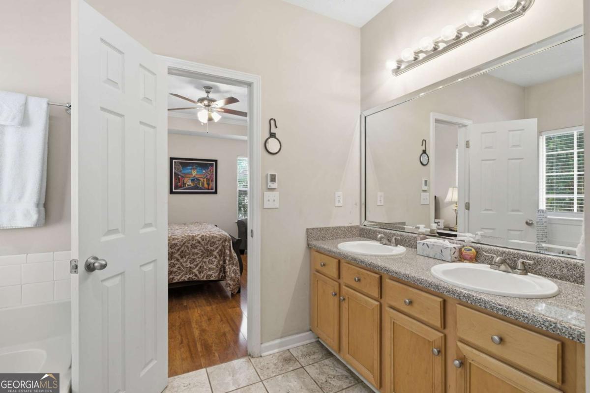 5009 Timber Hills Drive Oakwood GA 30566