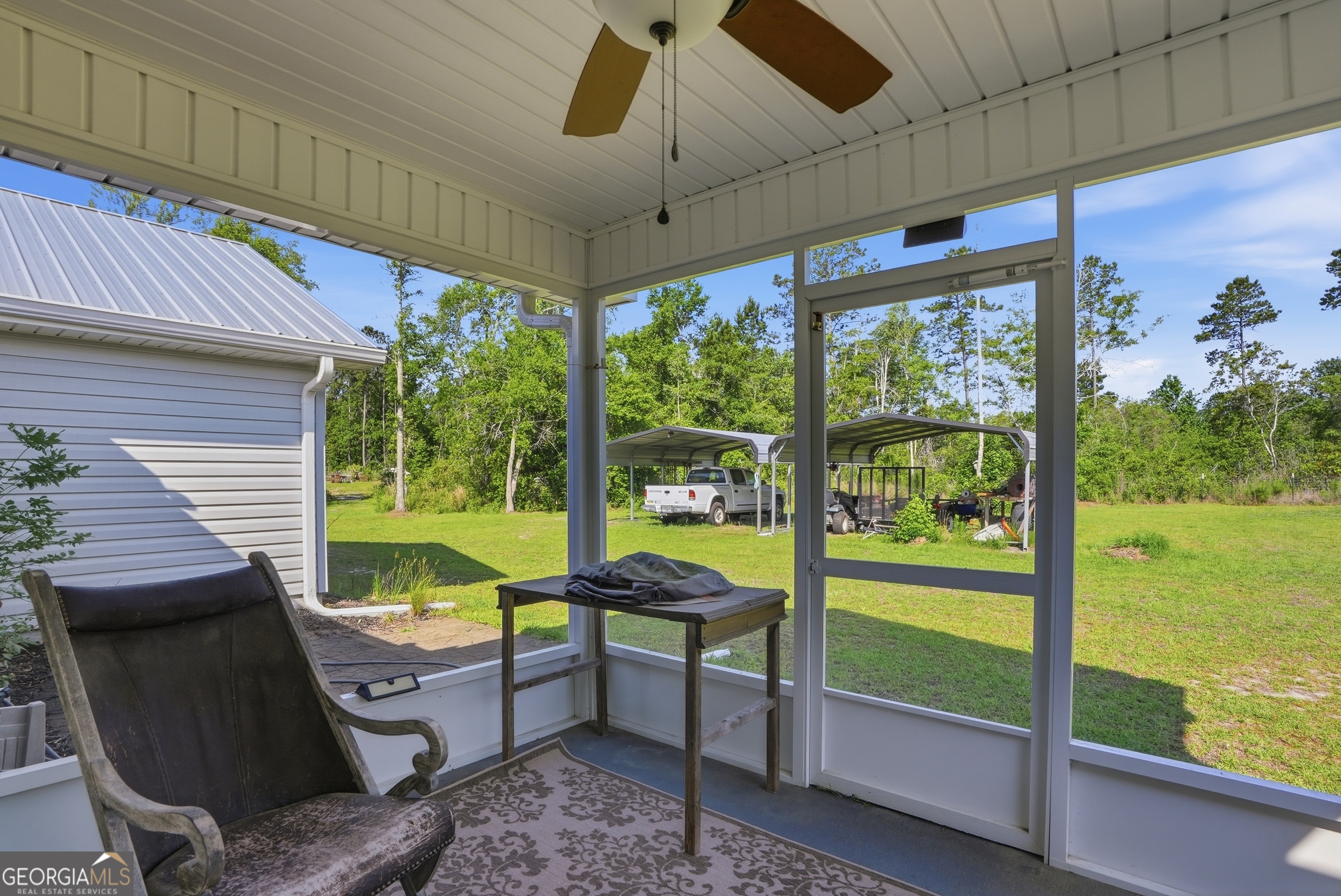 1748 Post Road Hortense GA 31543