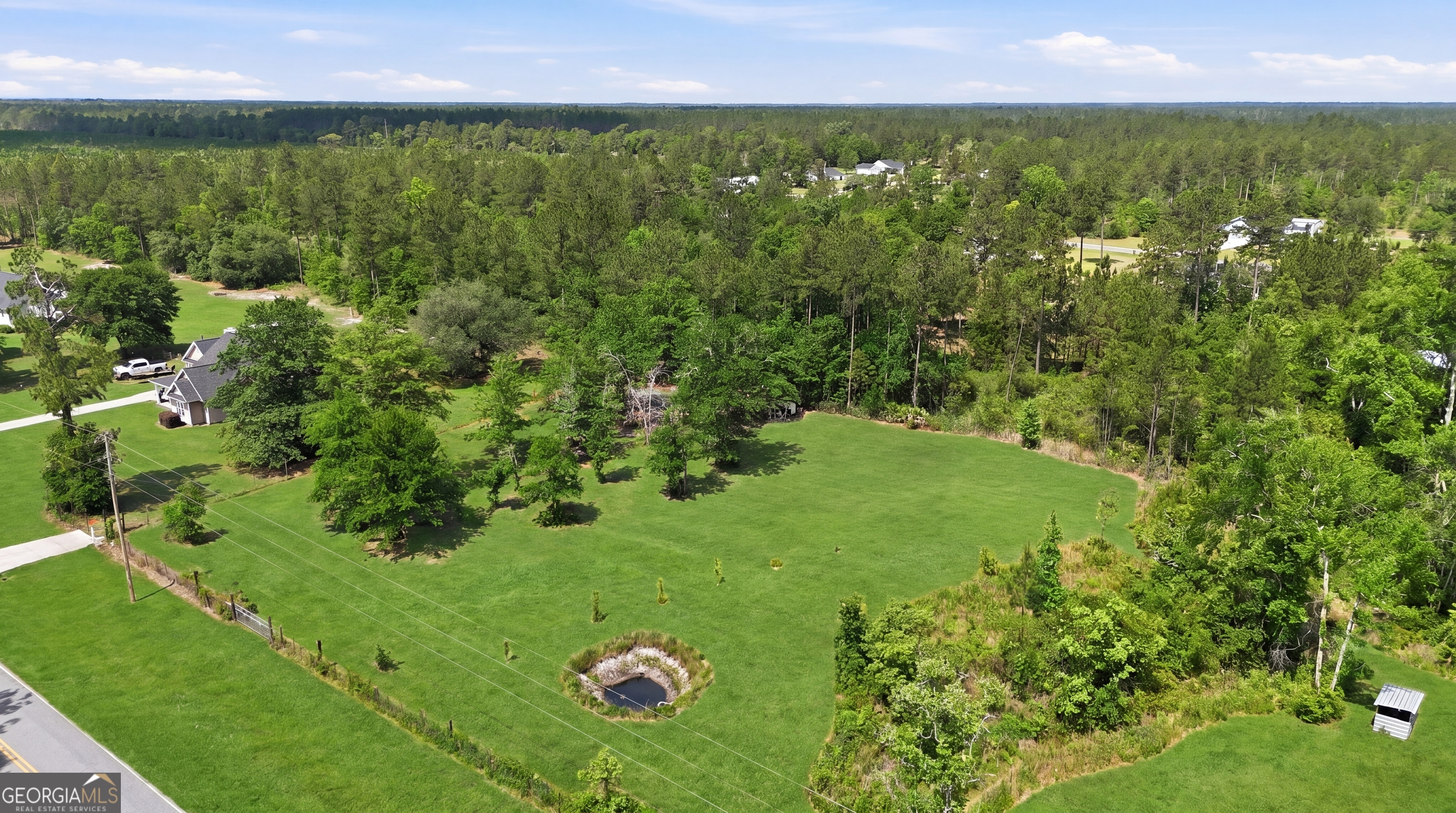 1748 Post Road Hortense GA 31543
