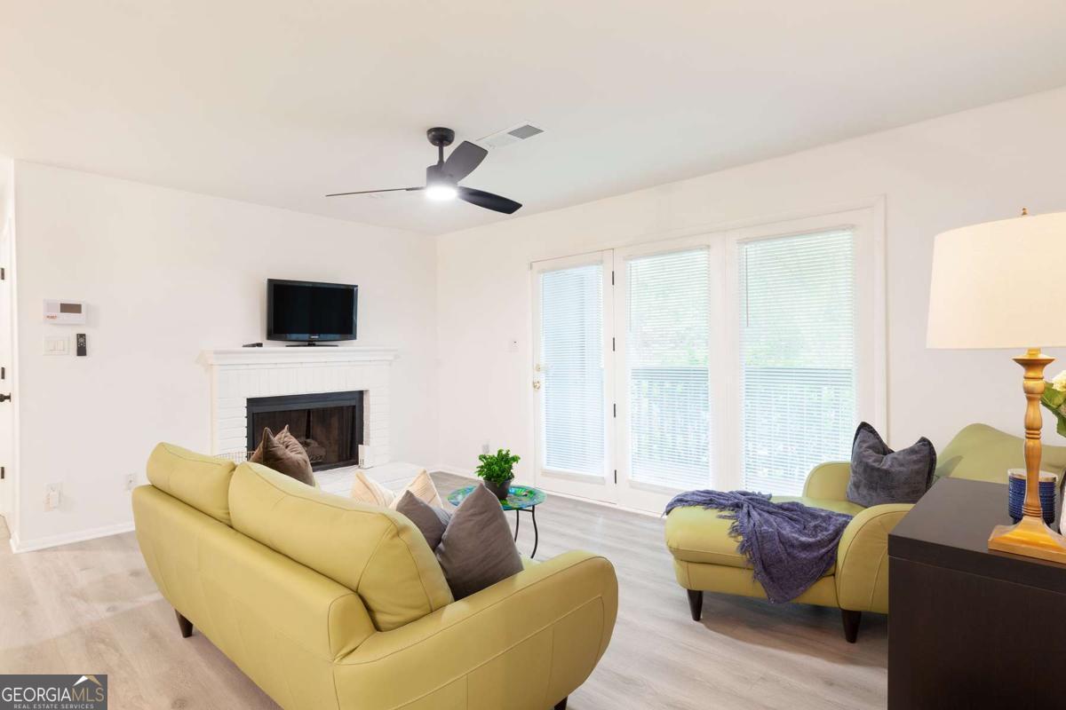 403 Tuxworth Circle Decatur GA 30033