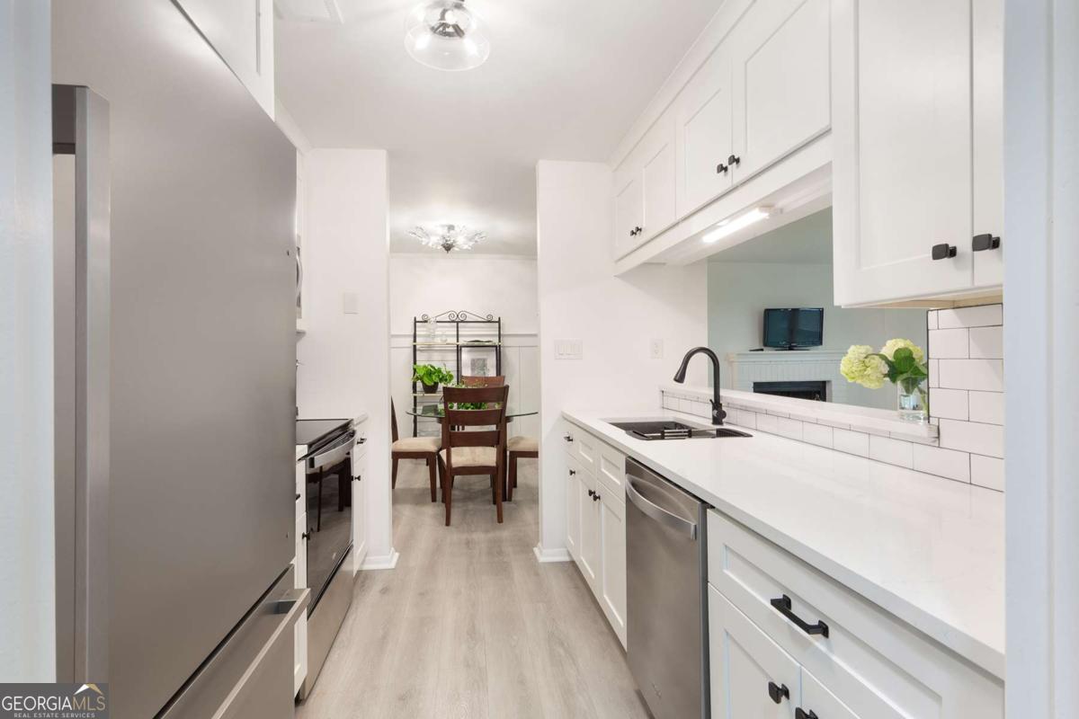 403 Tuxworth Circle Decatur GA 30033