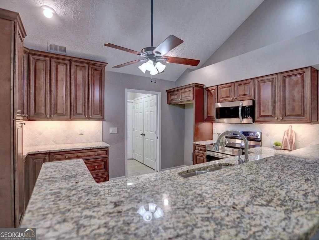 3822 Vineyards Lake Circle NW Kennesaw GA 30144