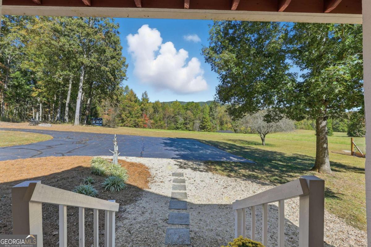 6752 Shoal Creek Road Clermont GA 30527