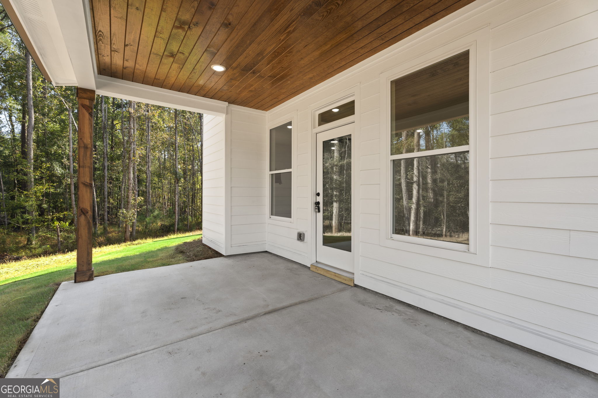 591 Buster Brown Road Jackson GA 30233