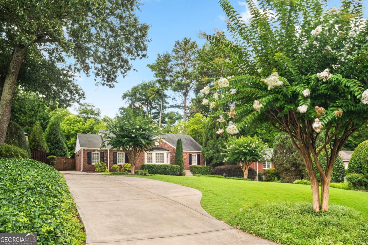 1257 Briar Hills Drive NE Atlanta GA 30306