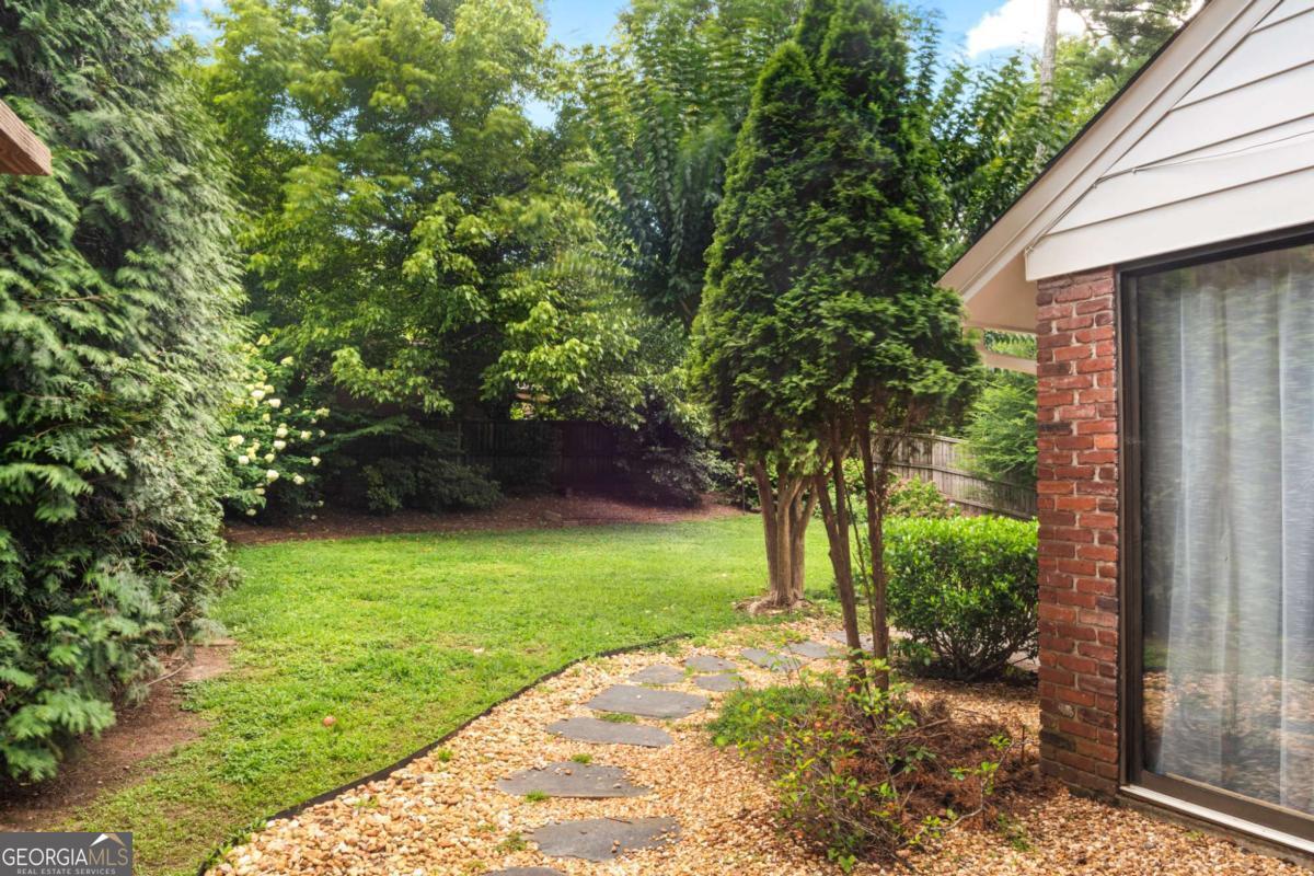 1257 Briar Hills Drive NE Atlanta GA 30306