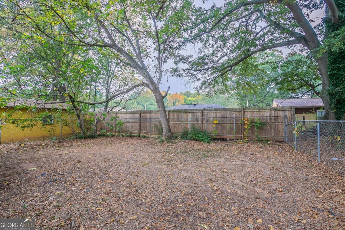 2519 Godfrey Drive NW Atlanta GA 30318
