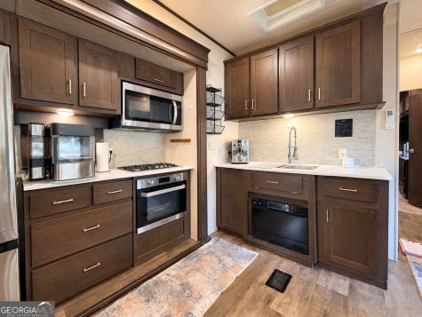 20 Fleetwood Drive Cleveland GA 30528