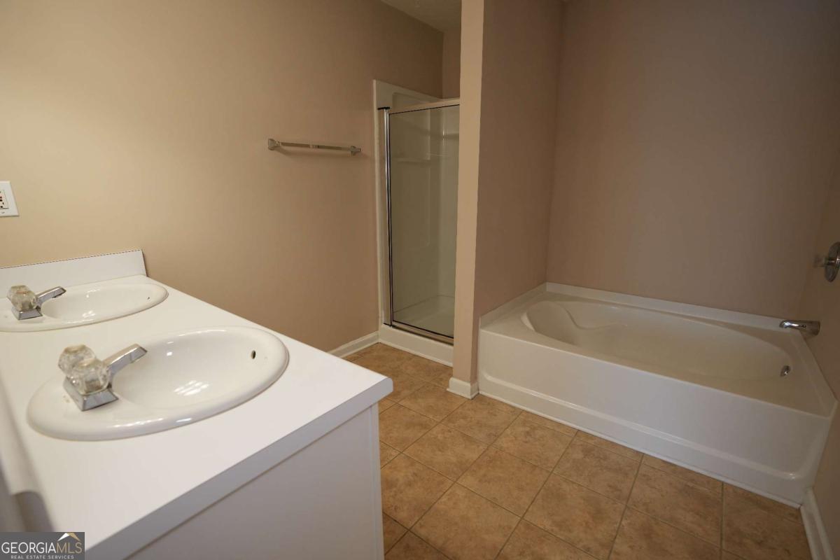 1577 River Main Court Lawrenceville GA 30046
