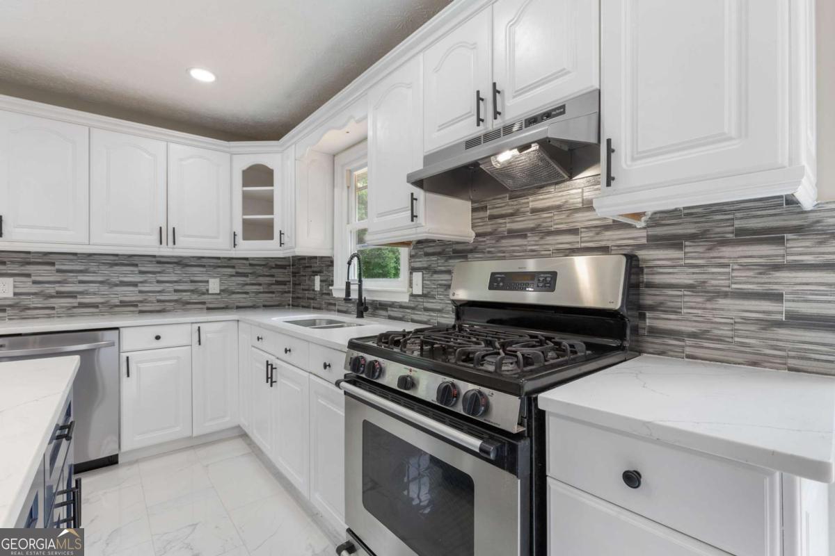 2531 Falcon Ridge Drive Grayson GA 30017