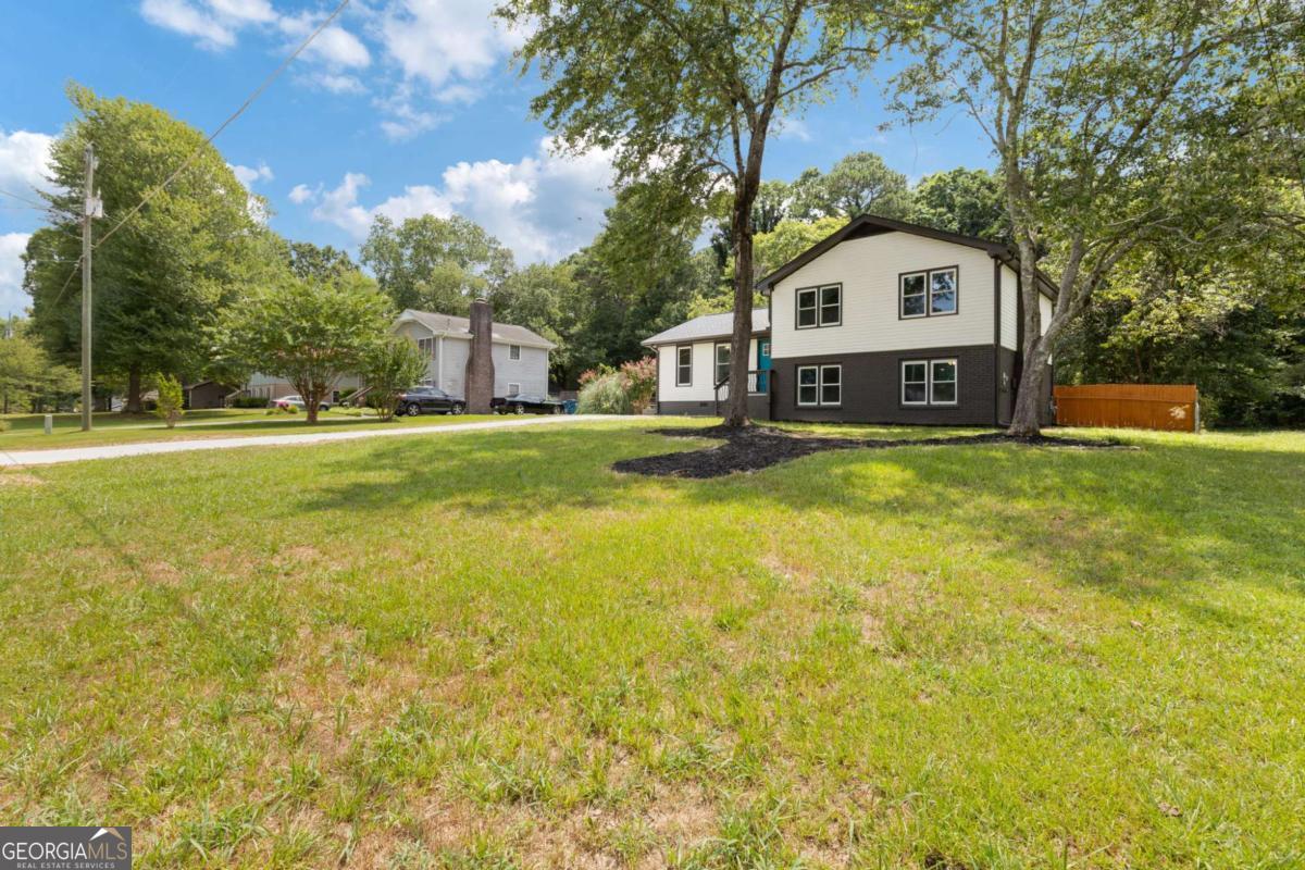 2531 Falcon Ridge Drive Grayson GA 30017