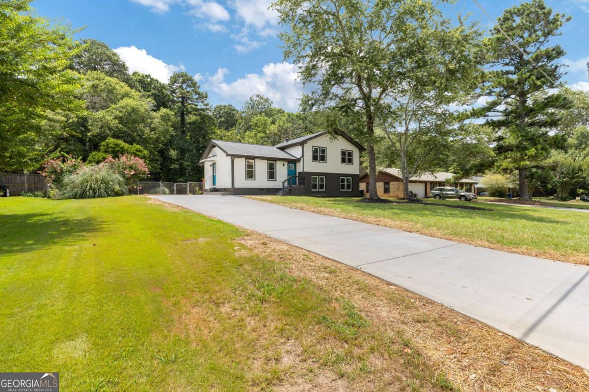 2531 Falcon Ridge Drive Grayson GA 30017