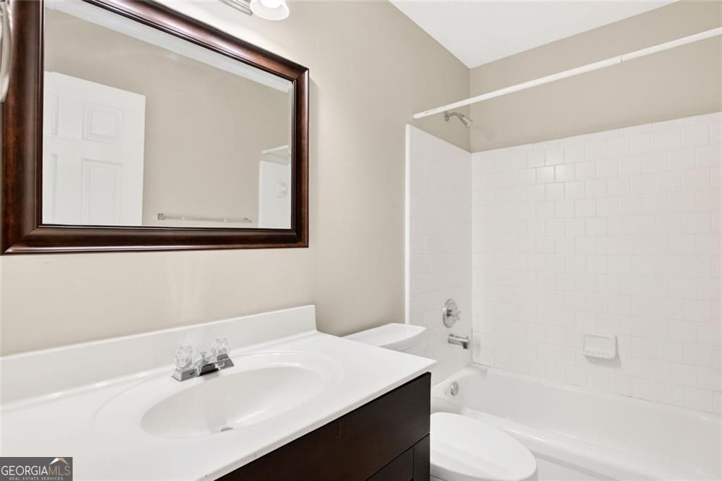 5068 Bright Hampton Drive SE Atlanta GA 30339