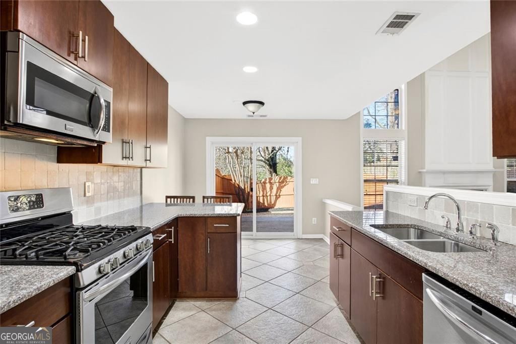 5068 Bright Hampton Drive SE Atlanta GA 30339