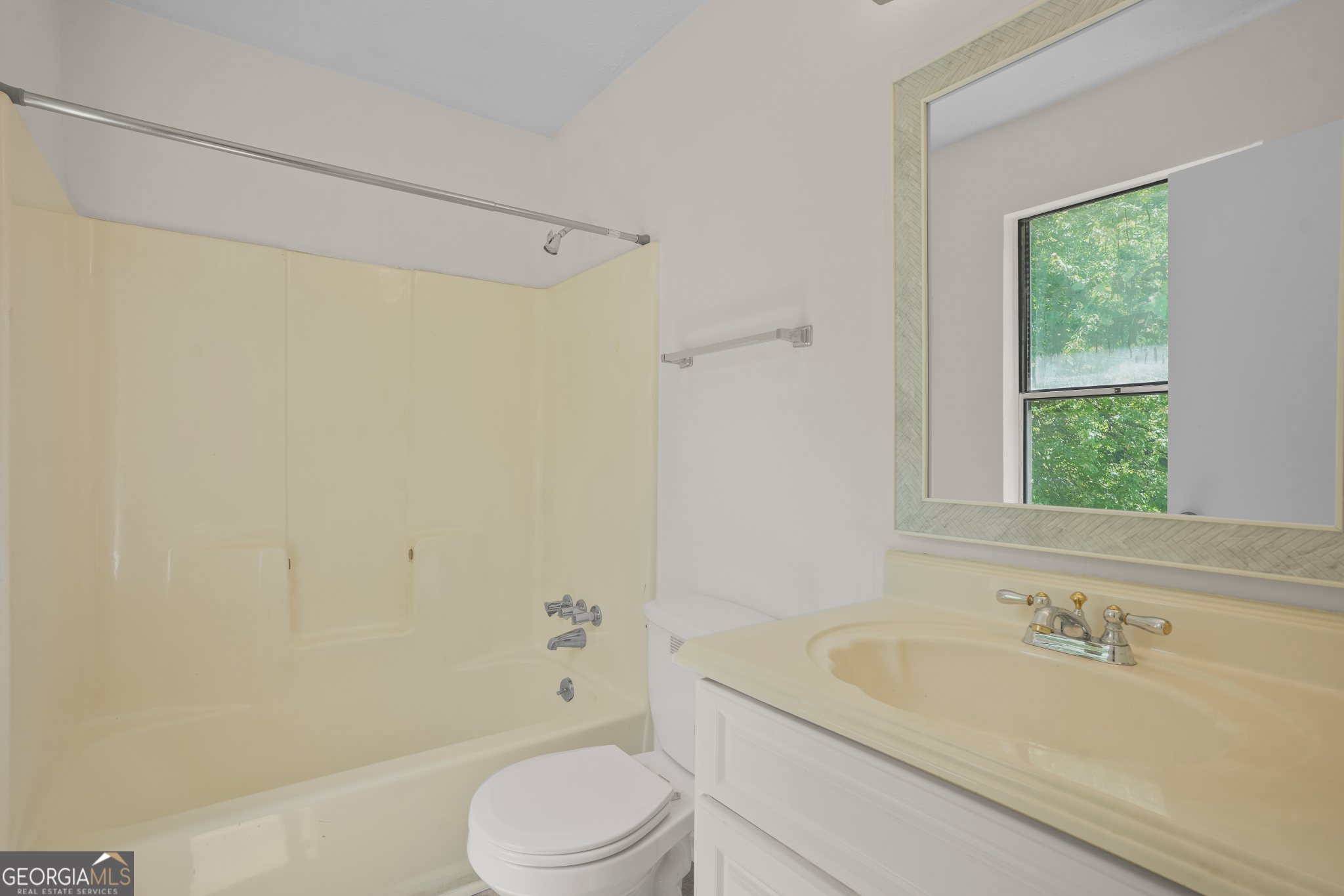 4975 Galbraith Circle Stone Mountain GA 30088