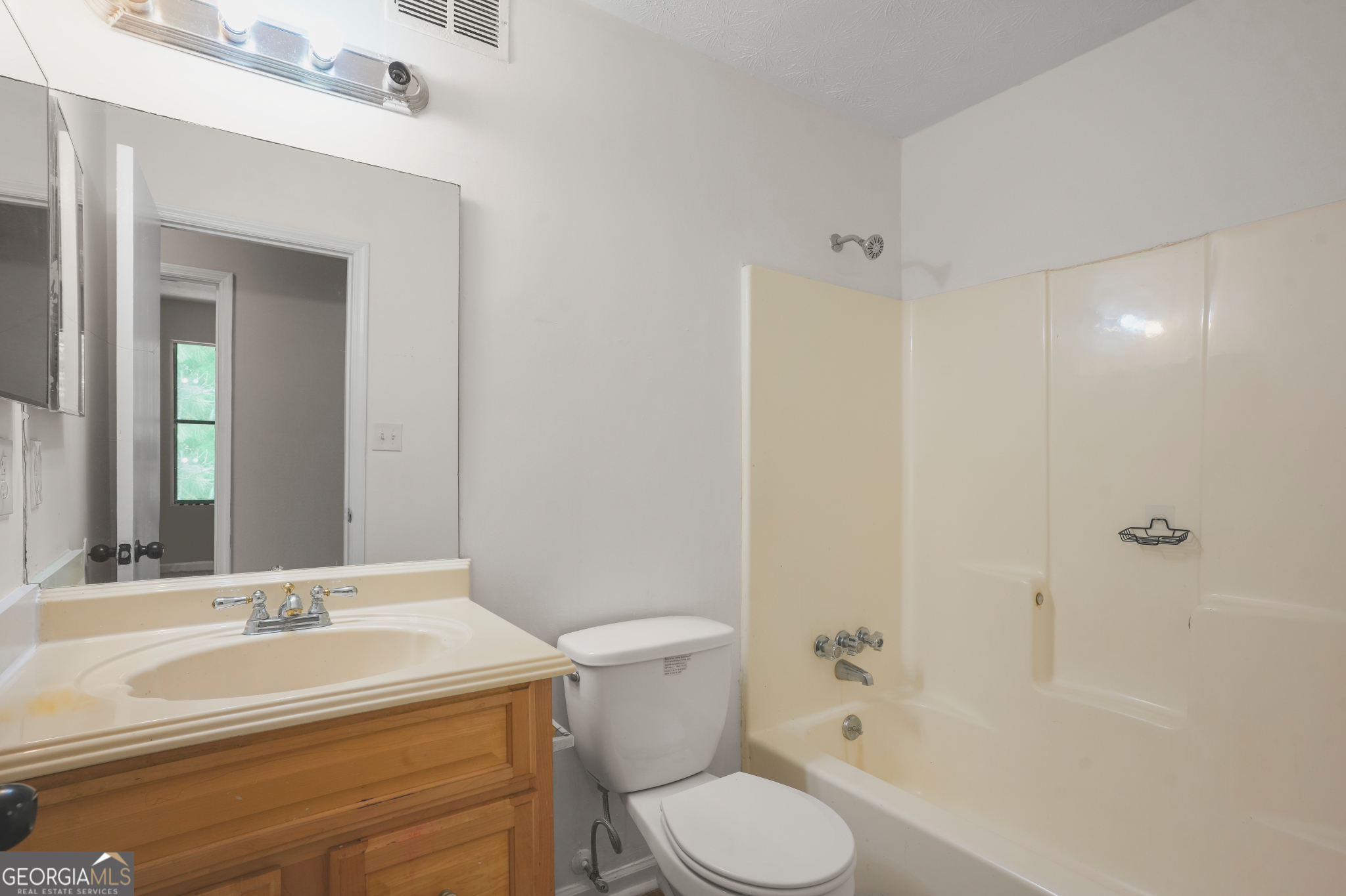 4975 Galbraith Circle Stone Mountain GA 30088