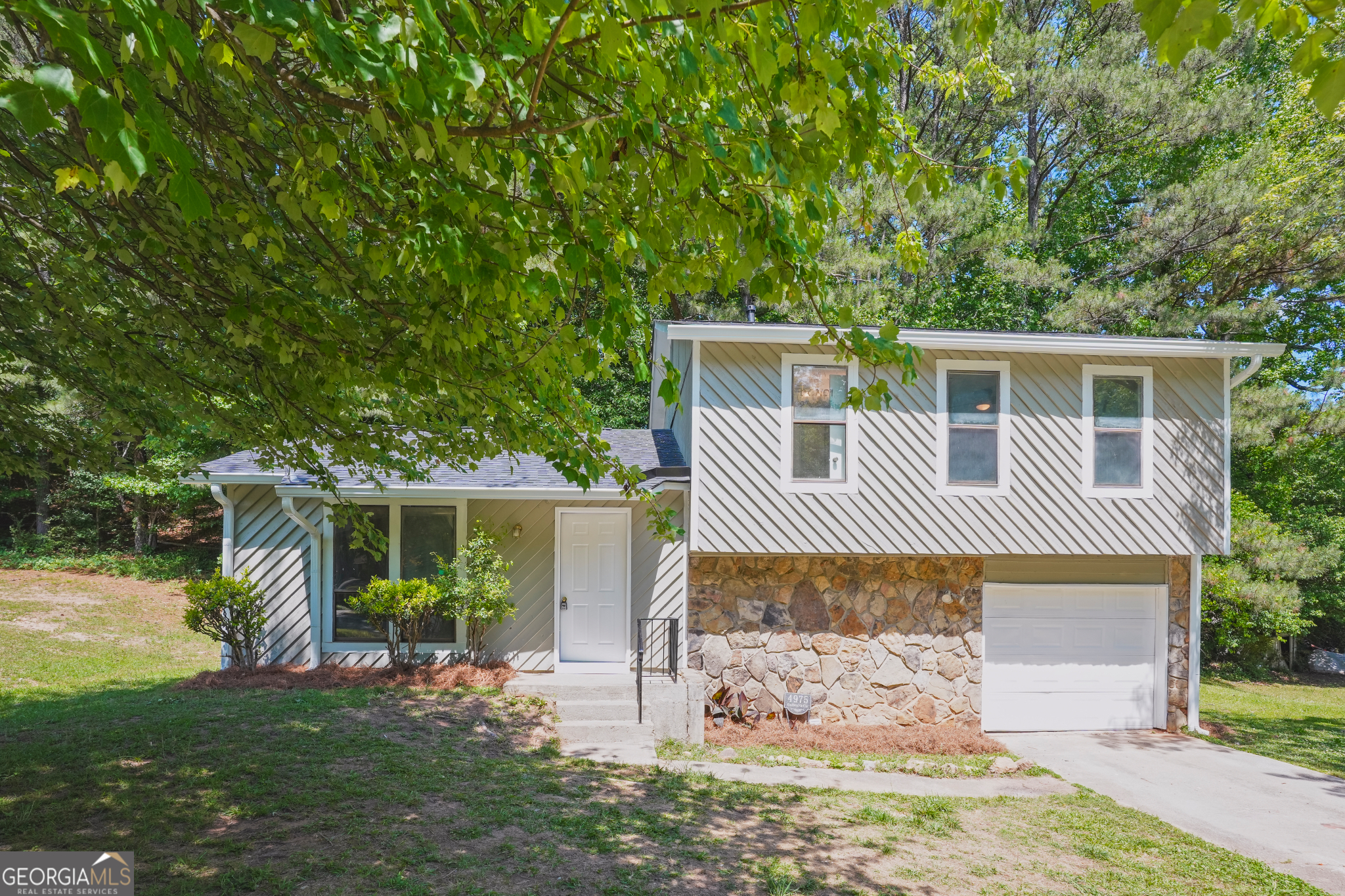 4975 Galbraith Circle Stone Mountain GA 30088