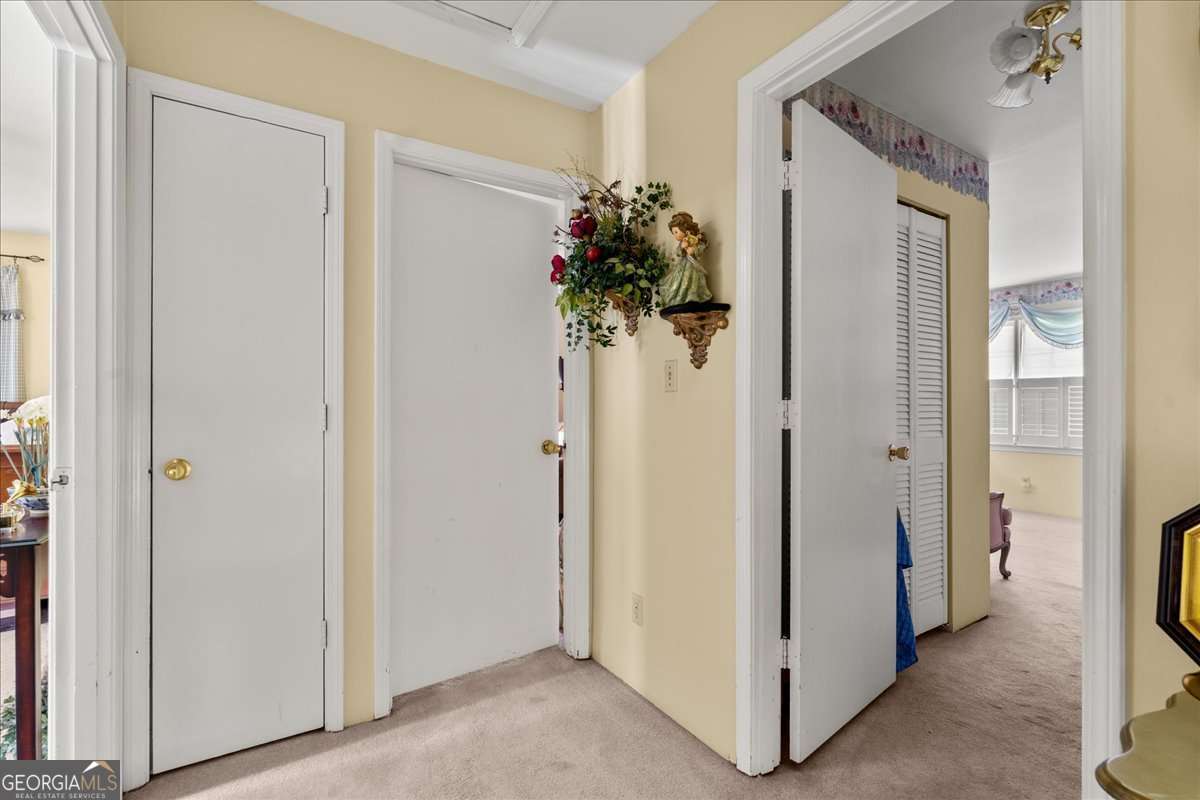 1033 Davenport Circle Powder Springs GA 30127