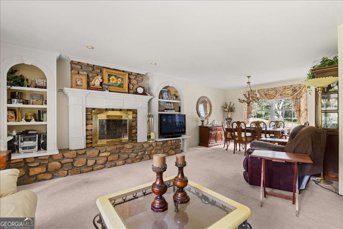 1033 Davenport Circle Powder Springs GA 30127