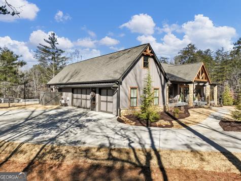 175 Lands End Trail Cleveland GA 30528