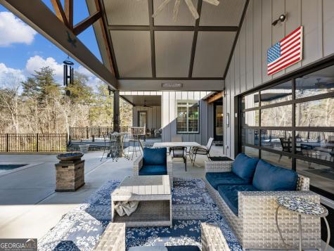 175 Lands End Trail Cleveland GA 30528