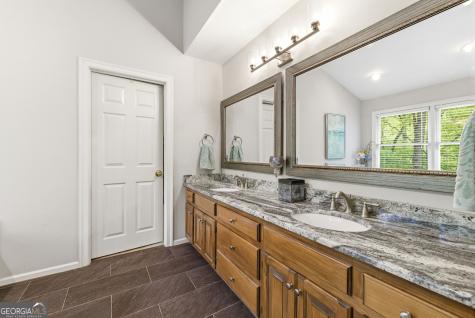 521 River Bridge Trail Cornelia GA 30531