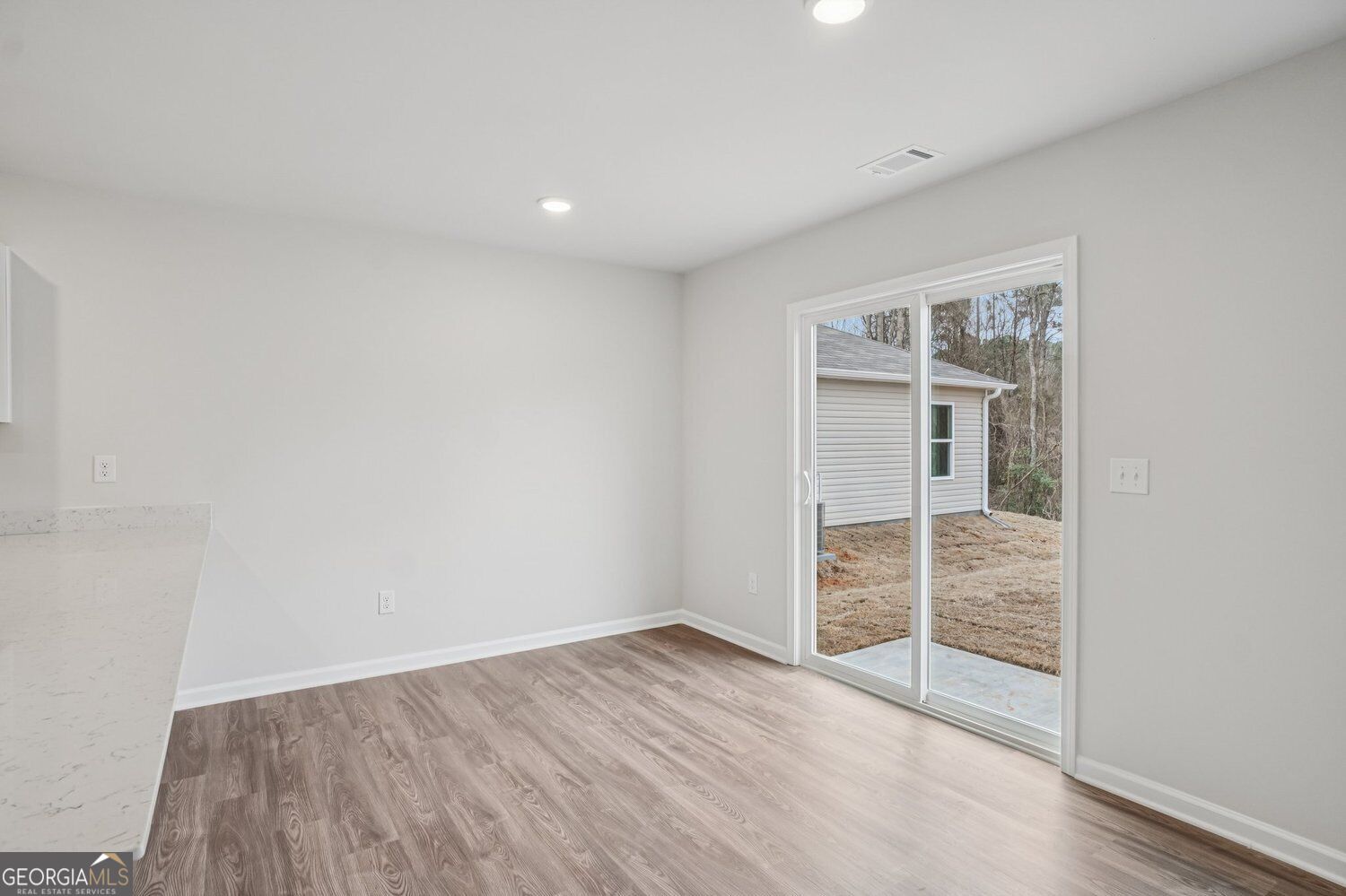 114 Turquoise Path Lizella GA 31052
