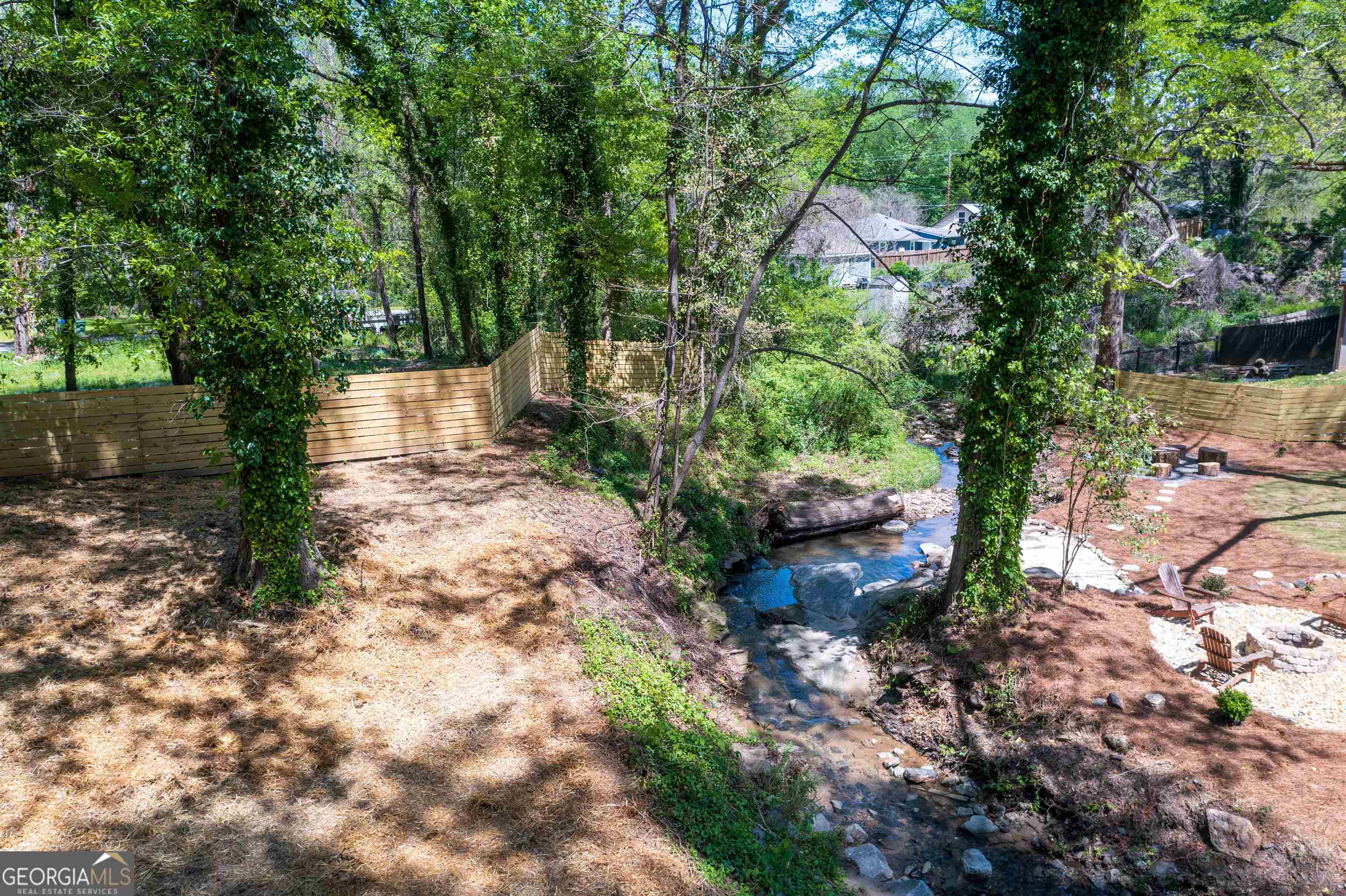 1677 W North Avenue Atlanta GA 30318