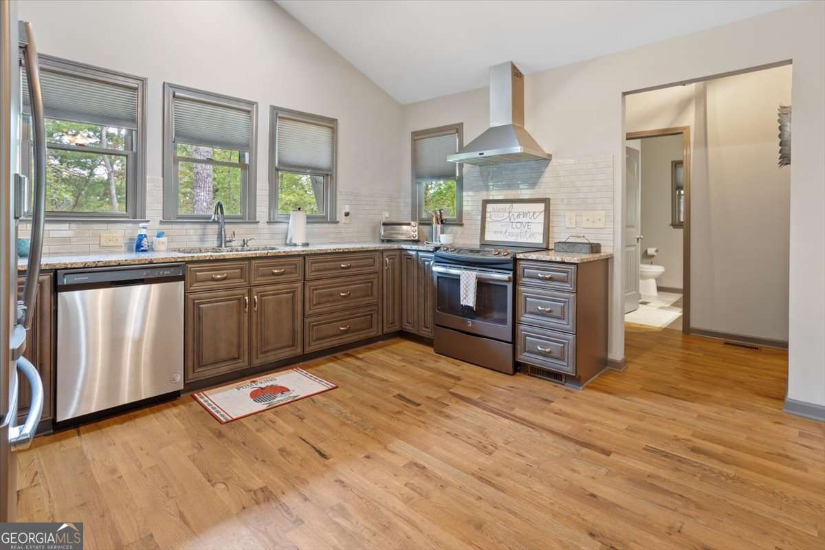 253 Zenith Trail Ellijay GA 30540