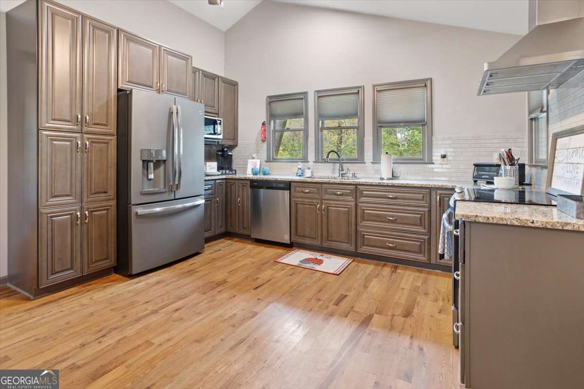 253 Zenith Trail Ellijay GA 30540