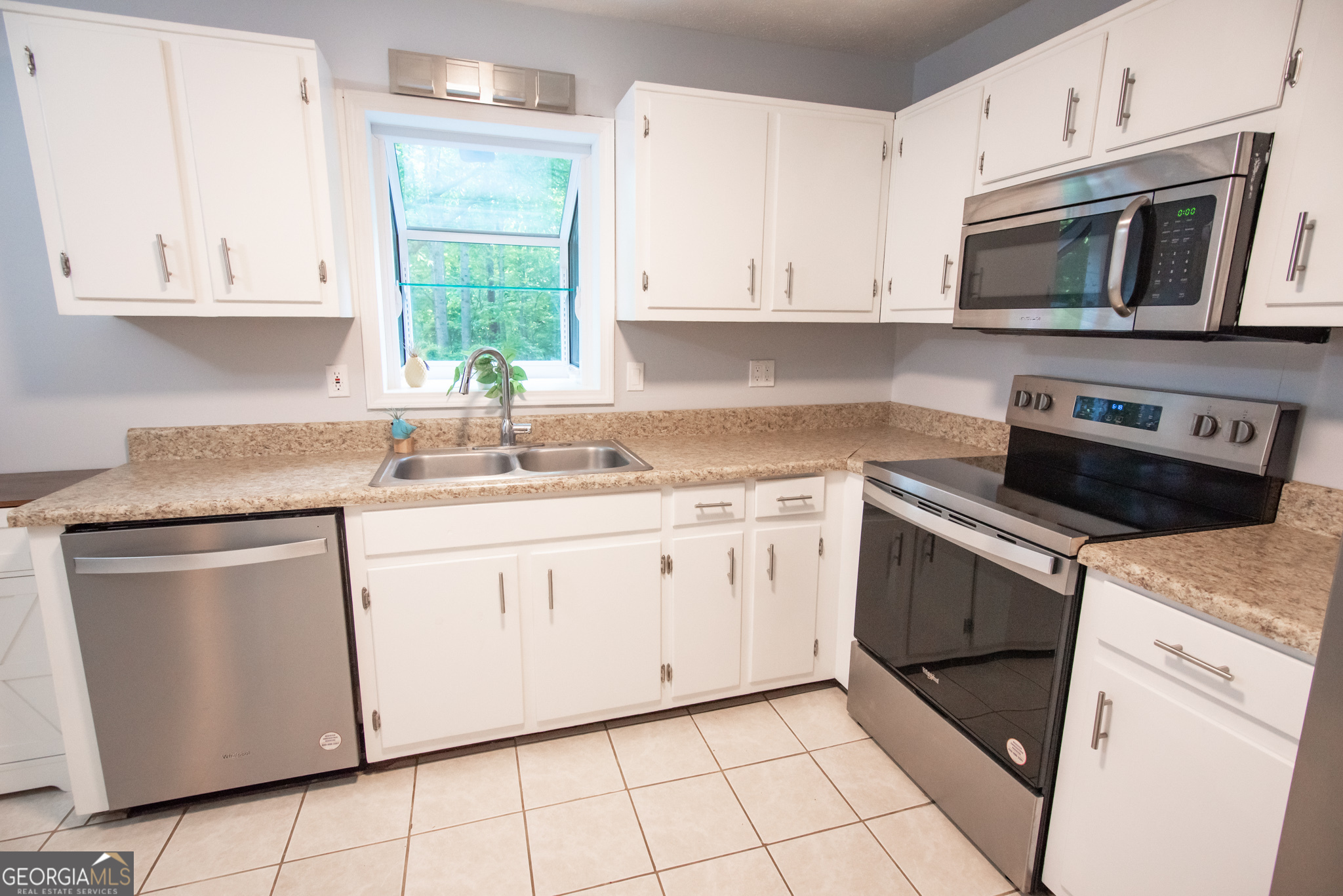 180 Beverly Park Court Newnan GA 30263