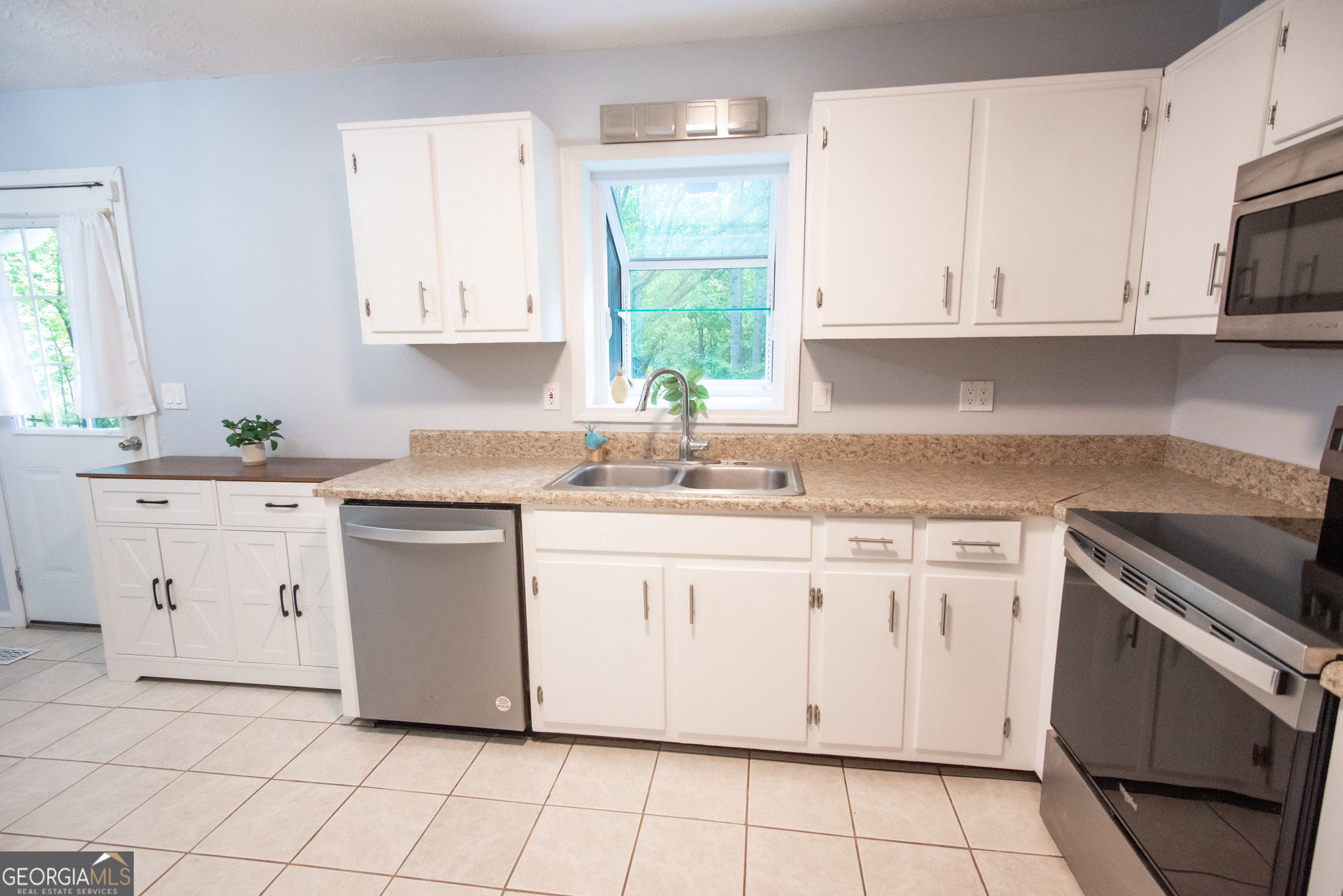 180 Beverly Park Court Newnan GA 30263