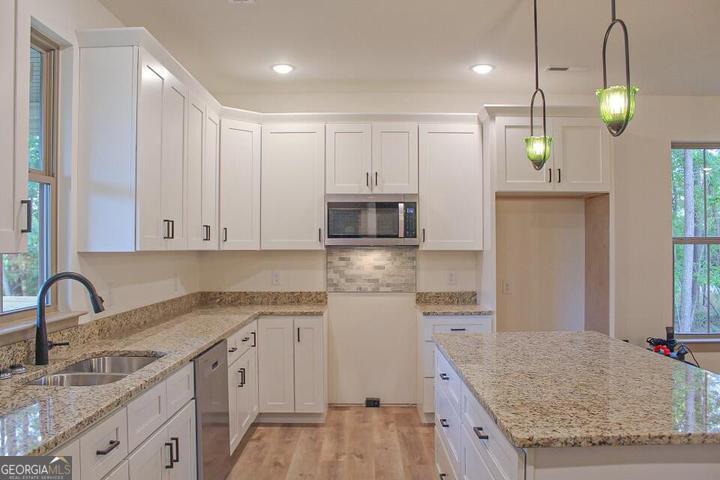 48 Honeysuckle Drive Lafayette GA 30728