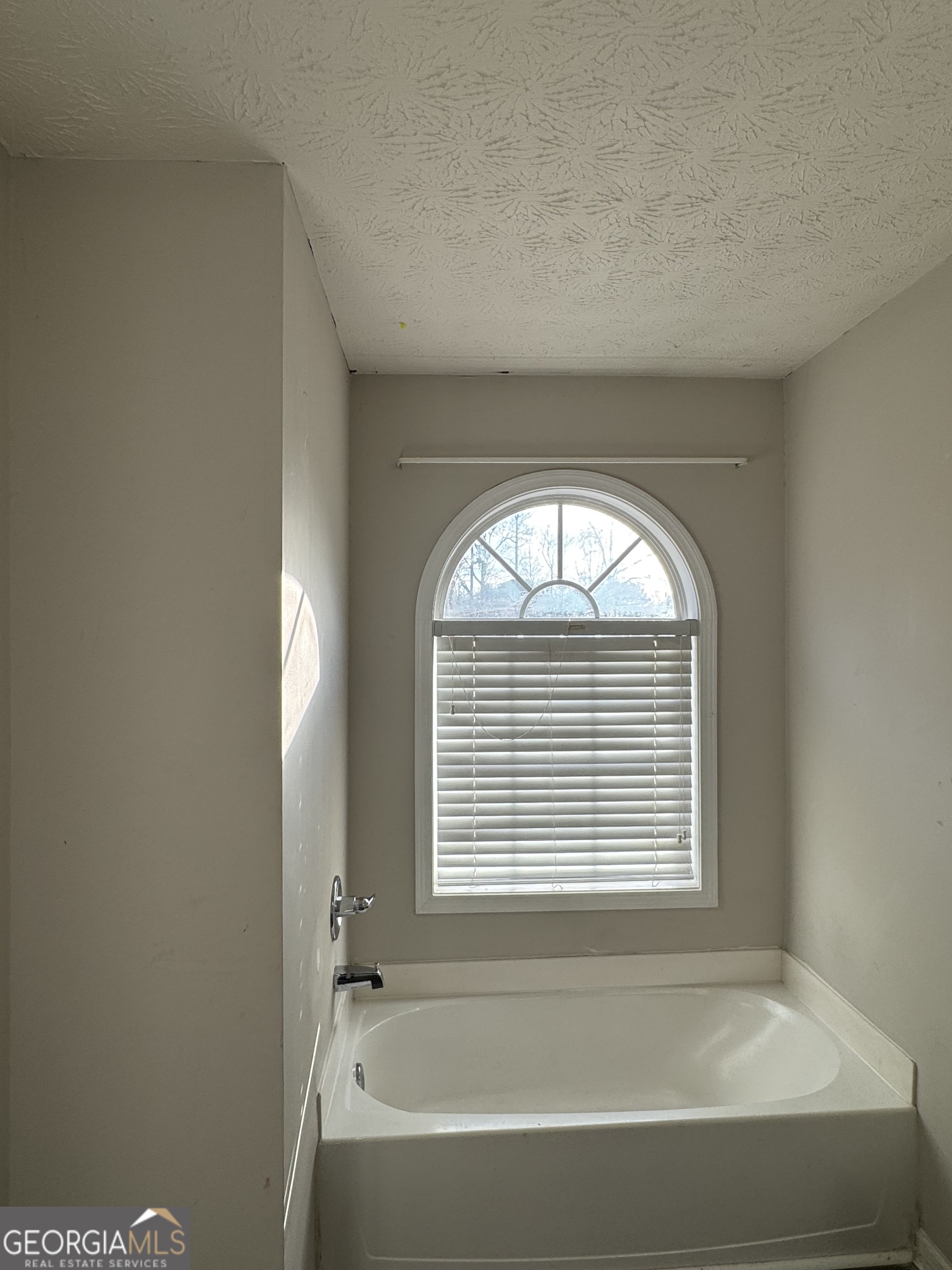 2853 Walden Lake Bend Decatur GA 30035