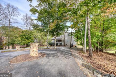 6744 Woodlake Circle Young Harris GA 30582