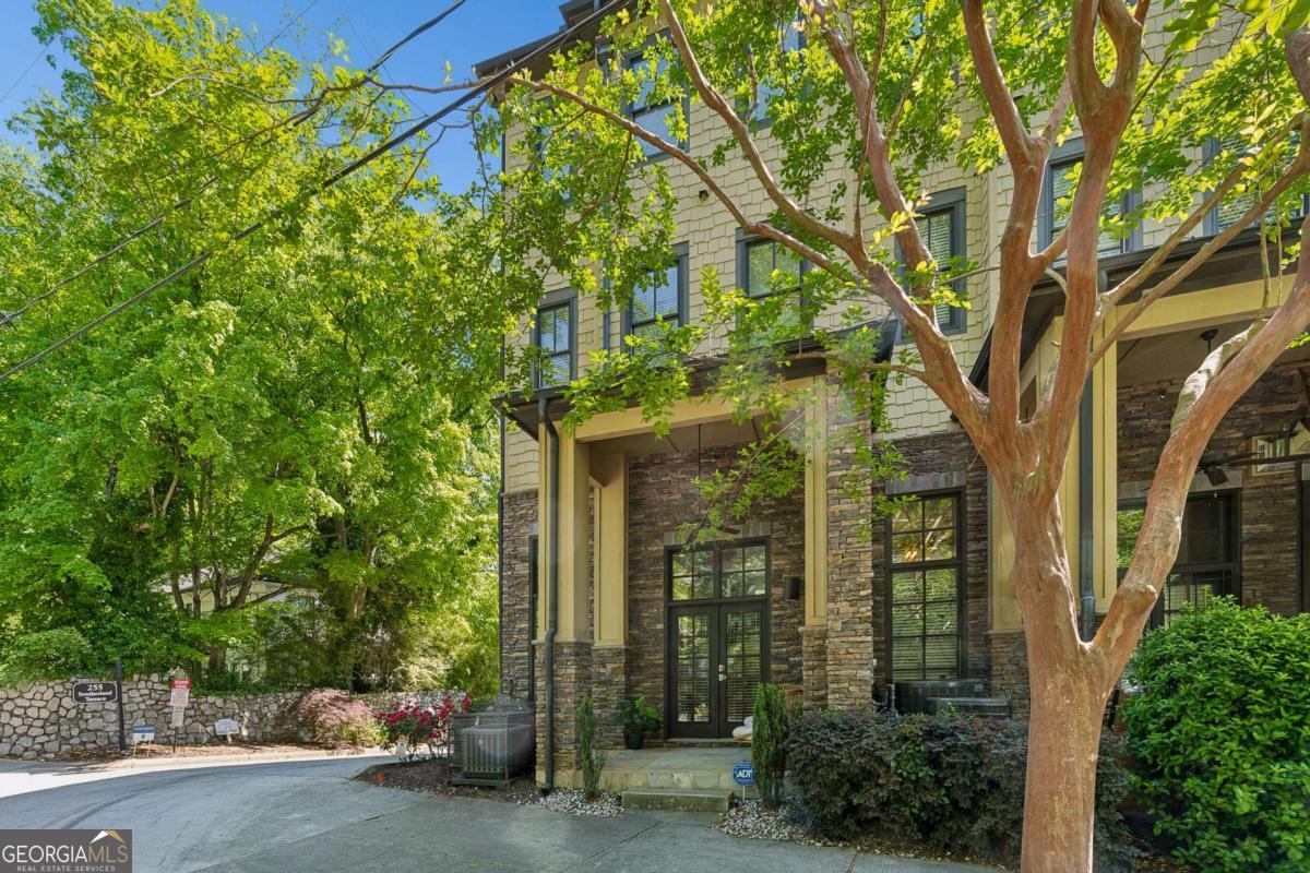 255 Southerland Terrace NE Atlanta GA 30307