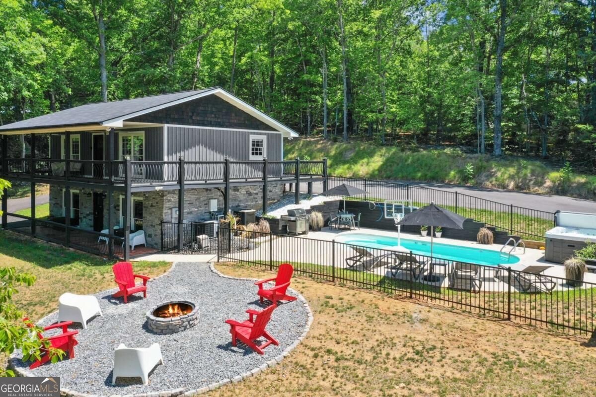 45 Sun Valley Drive Mineral Bluff GA 30559