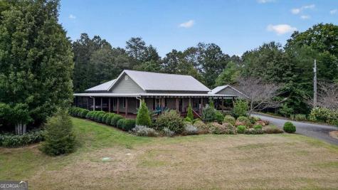 210 W Pierceville Road Mccaysville GA 30555