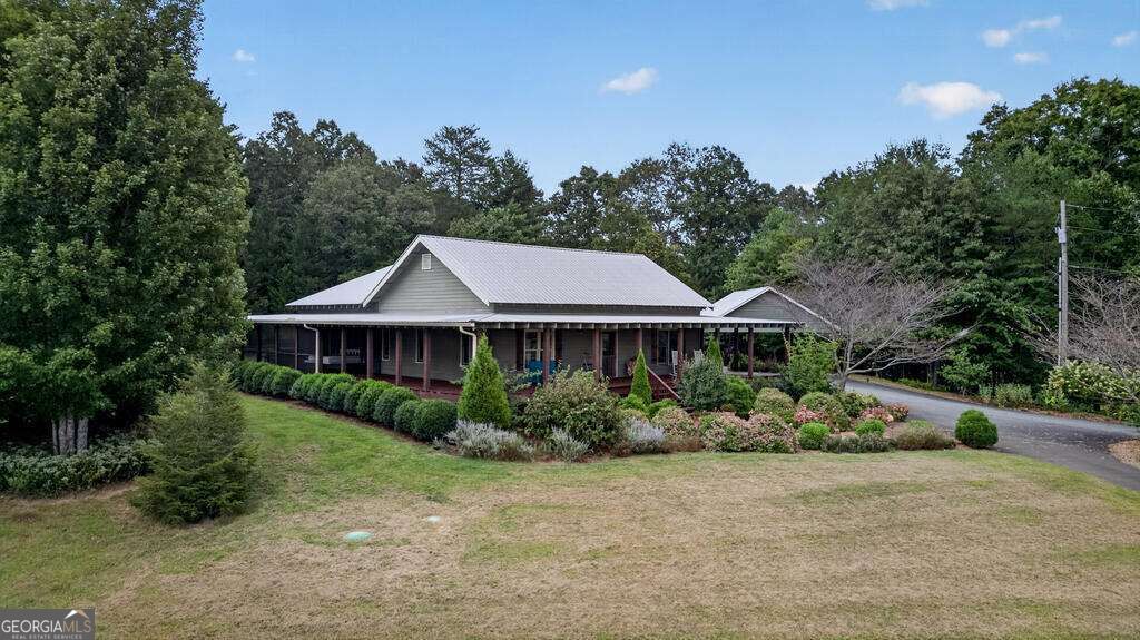 210 W Pierceville Road Mccaysville GA 30555
