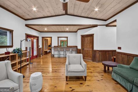 210 W Pierceville Road Mccaysville GA 30555