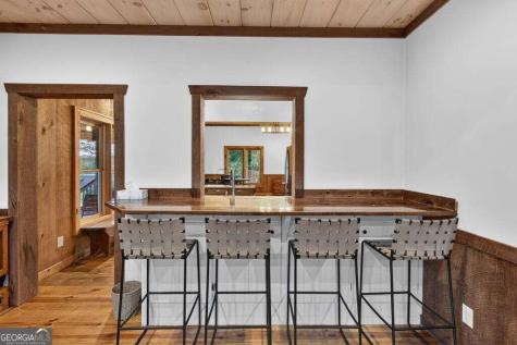 210 W Pierceville Road Mccaysville GA 30555