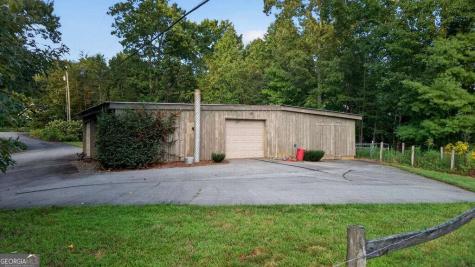 210 W Pierceville Road Mccaysville GA 30555