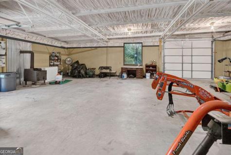 210 W Pierceville Road Mccaysville GA 30555