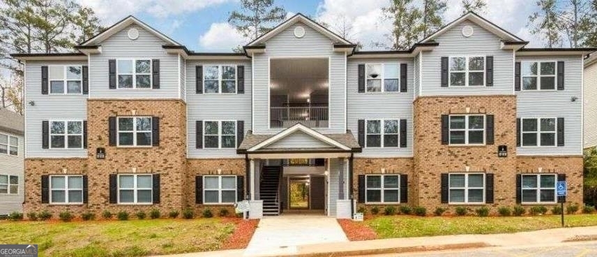 5301 Fairington Club Drive Lithonia GA 30038