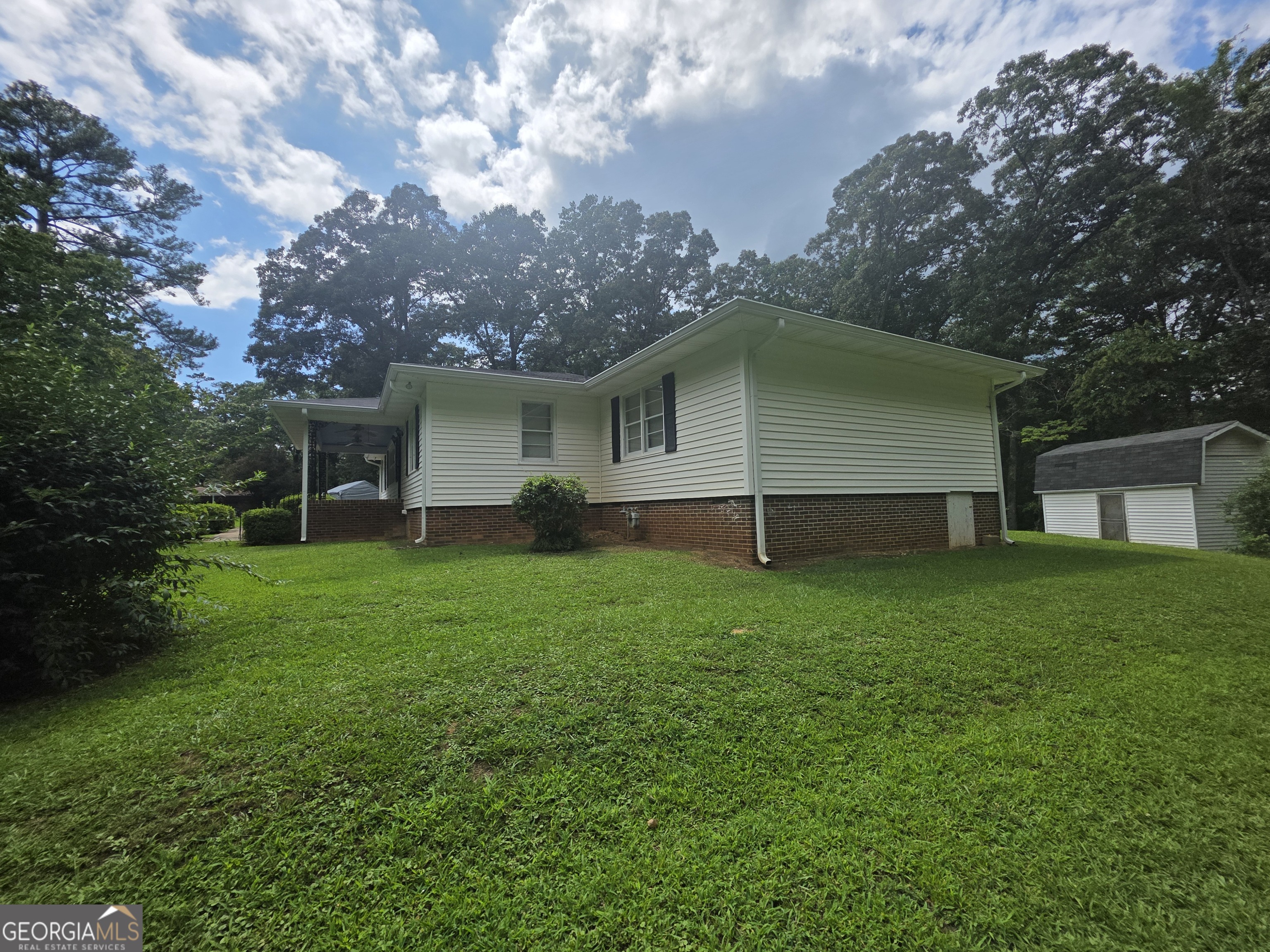 126 East Side Tallapoosa GA 30176