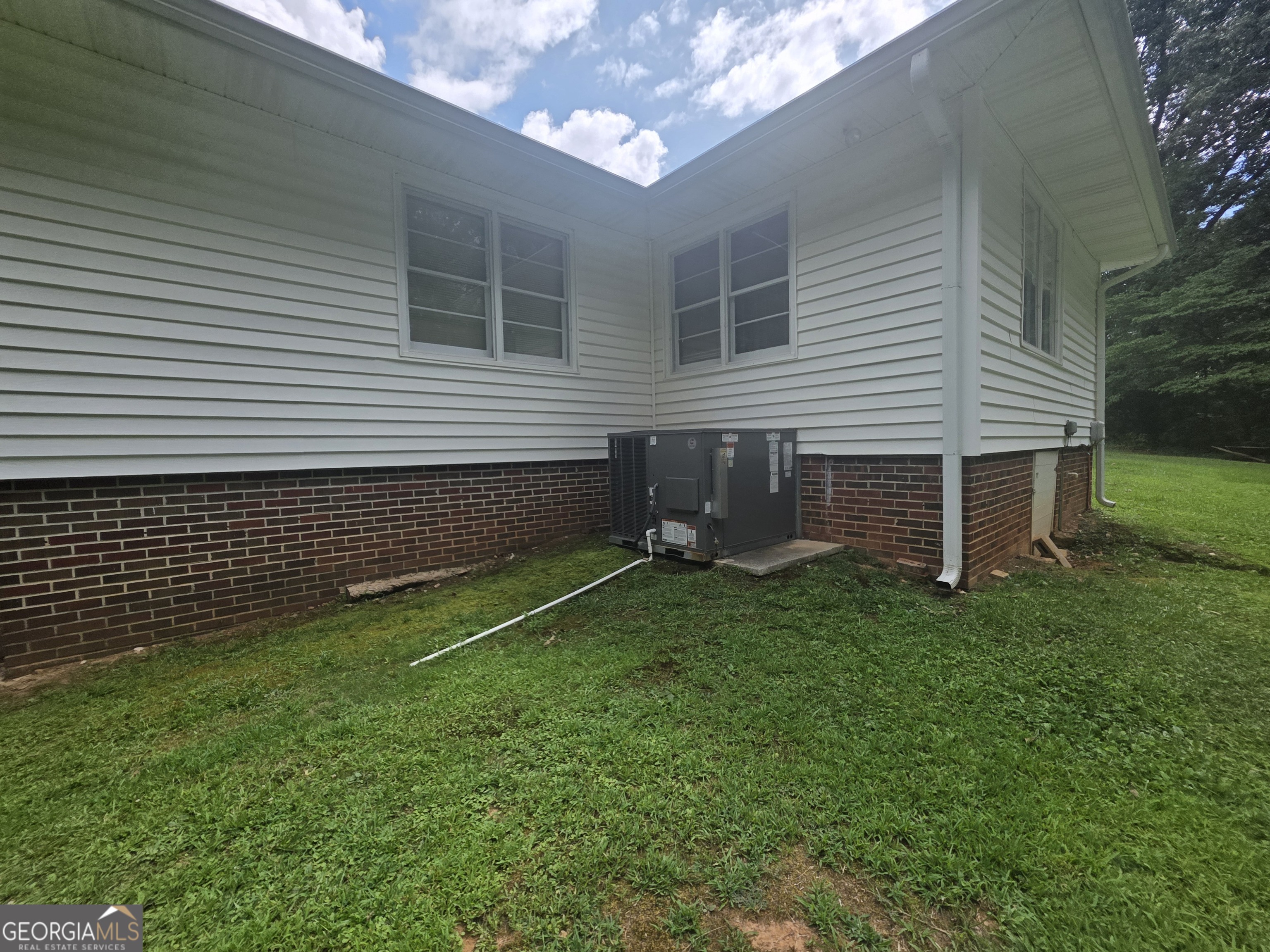 126 East Side Tallapoosa GA 30176