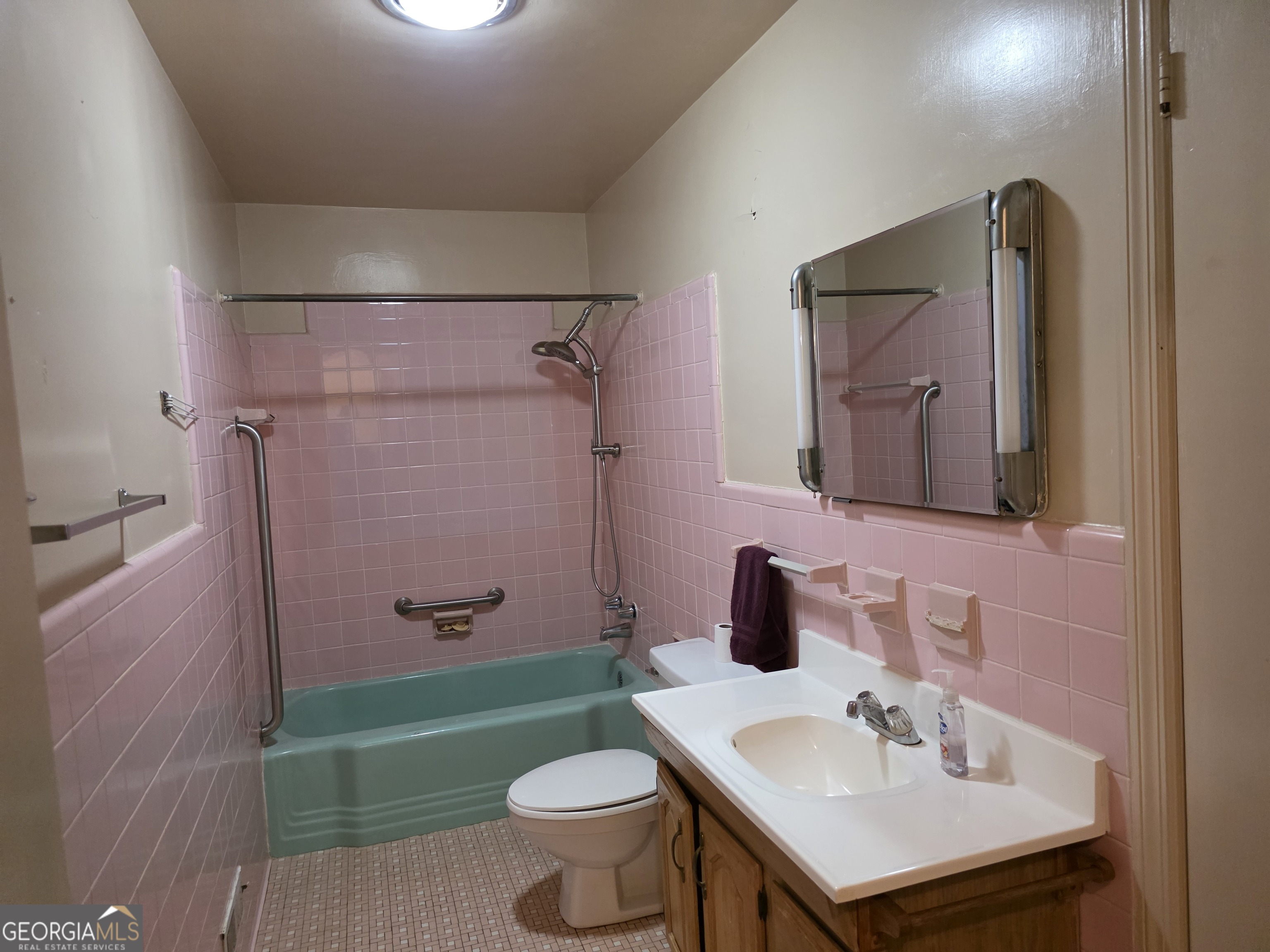 126 East Side Tallapoosa GA 30176