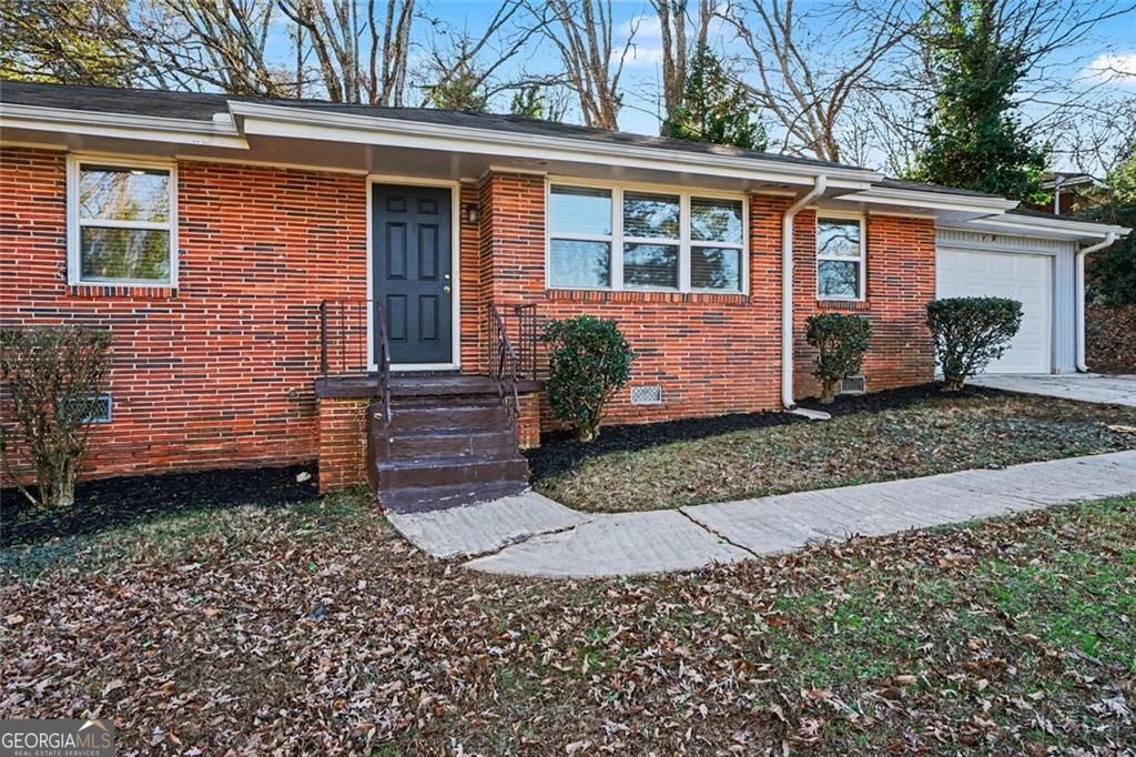 1660 Valencia Road Decatur GA 30032