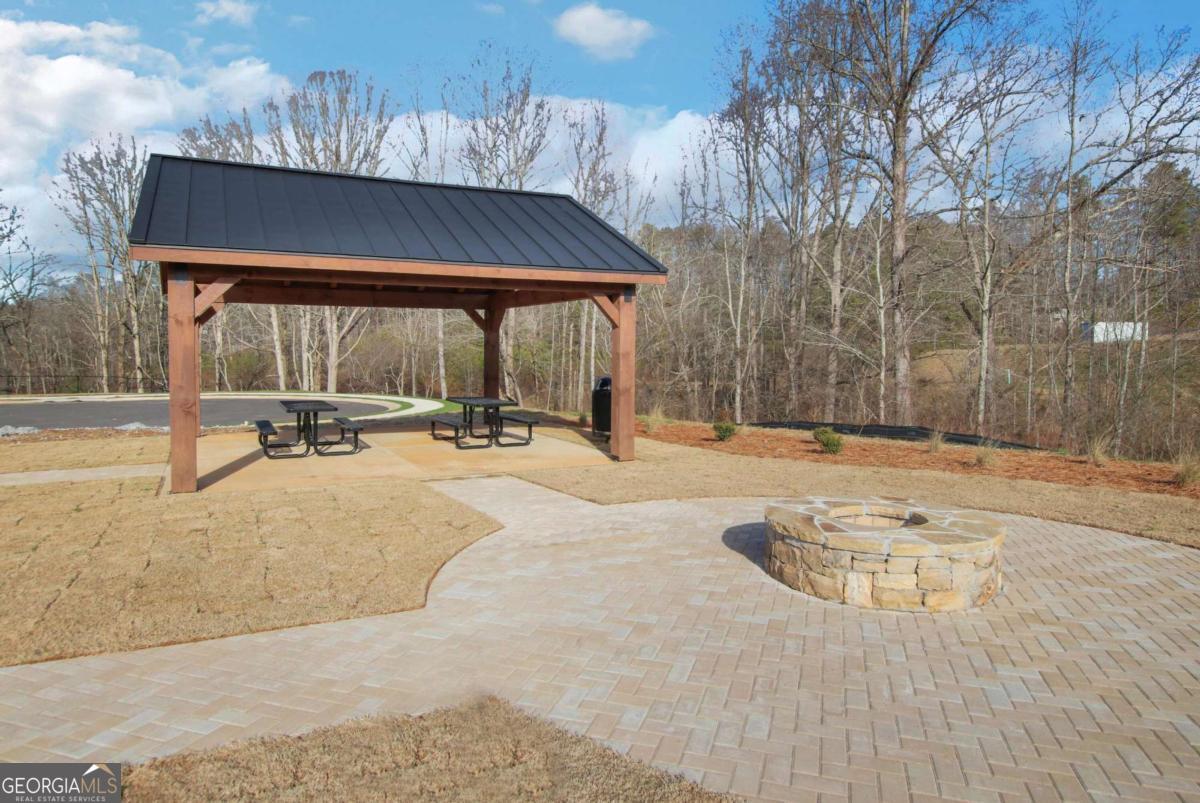 2 Trace Bluff Dawsonville GA 30534