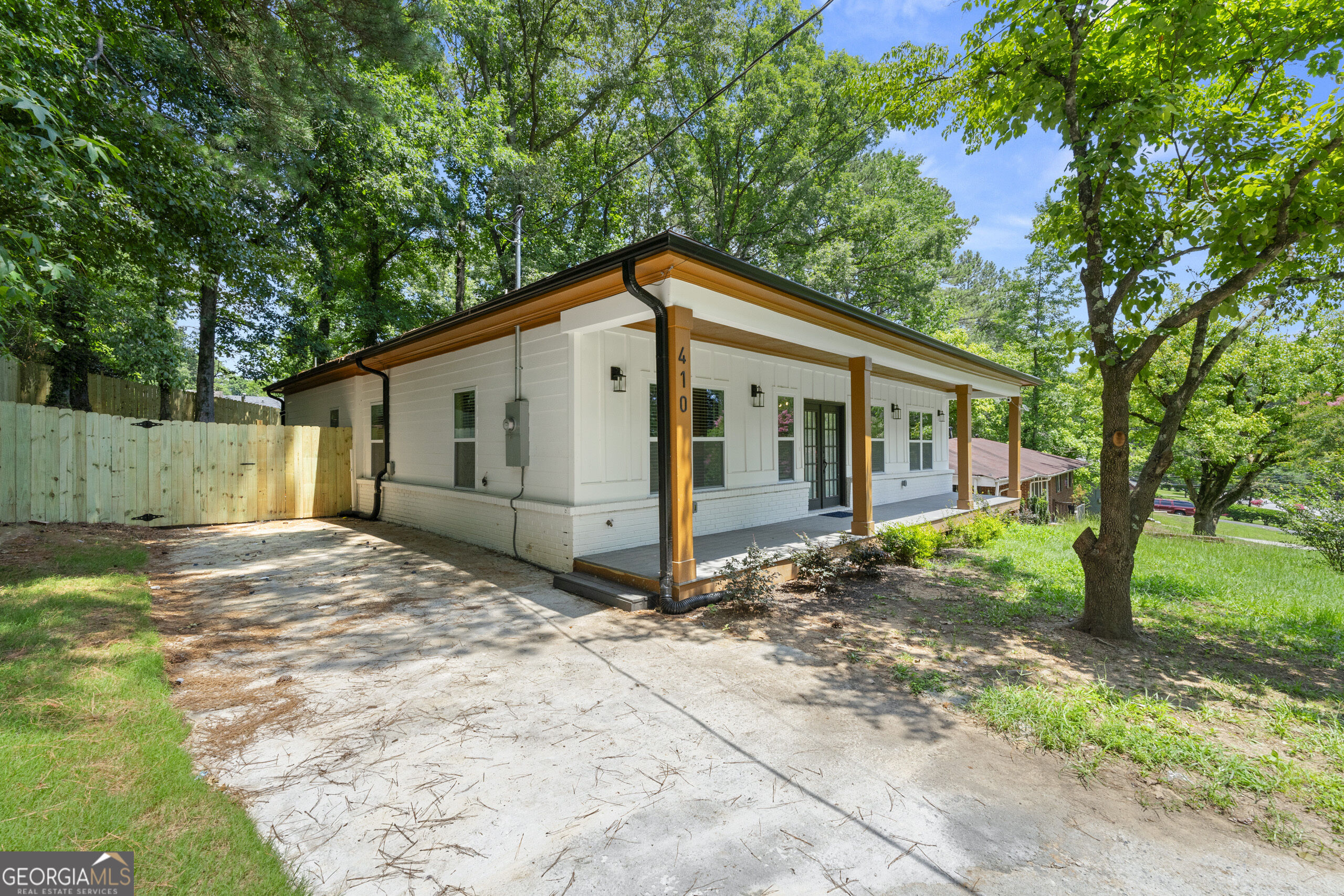 410 Utoy Circle SW Atlanta GA 30331